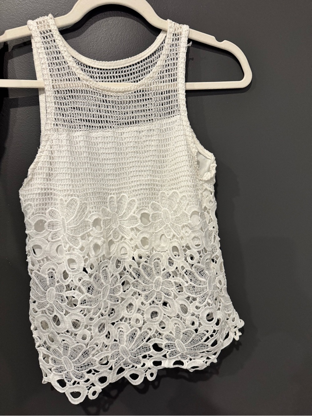 White Floral Lace & Mesh Tank Top - Small
